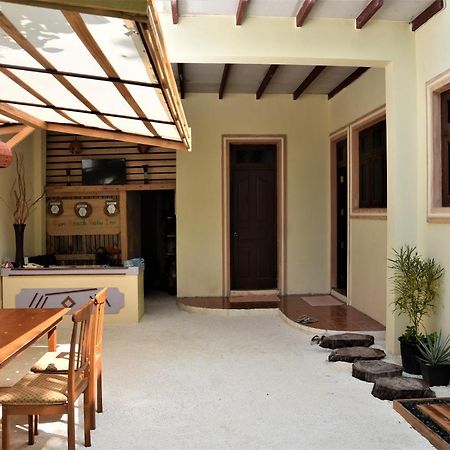 Kuri Beach View Inn Omadhoo Екстер'єр фото