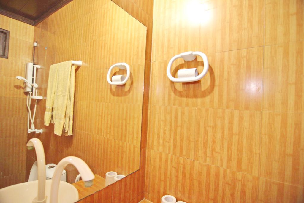 Kuri Beach View Inn Omadhoo Екстер'єр фото