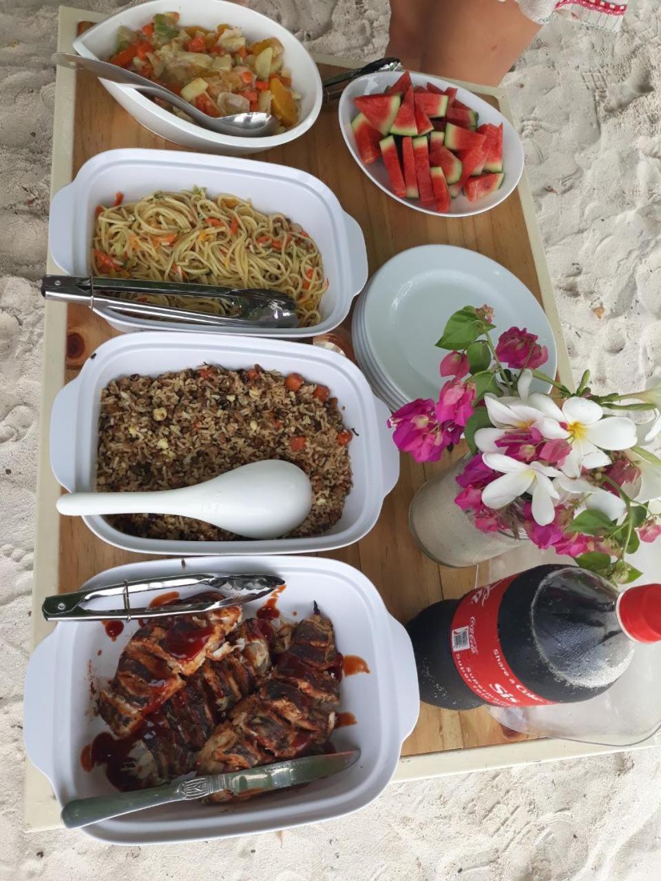 Kuri Beach View Inn Omadhoo Екстер'єр фото
