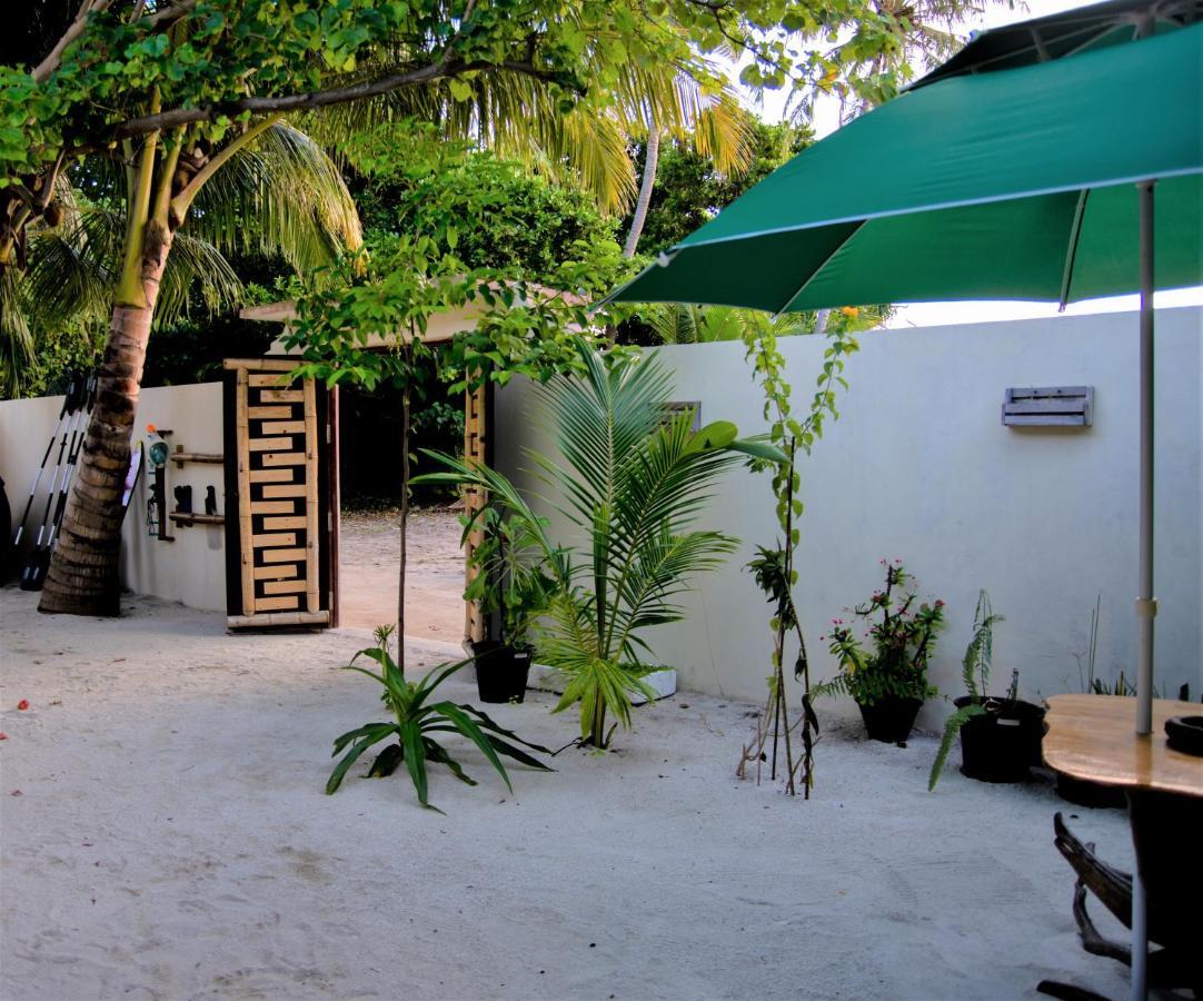 Kuri Beach View Inn Omadhoo Екстер'єр фото